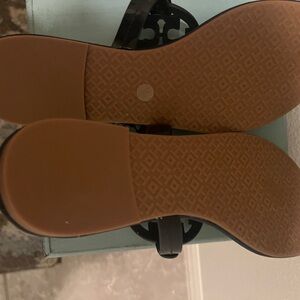 Tory Burch, millers. I wore them once in my house . Like new !